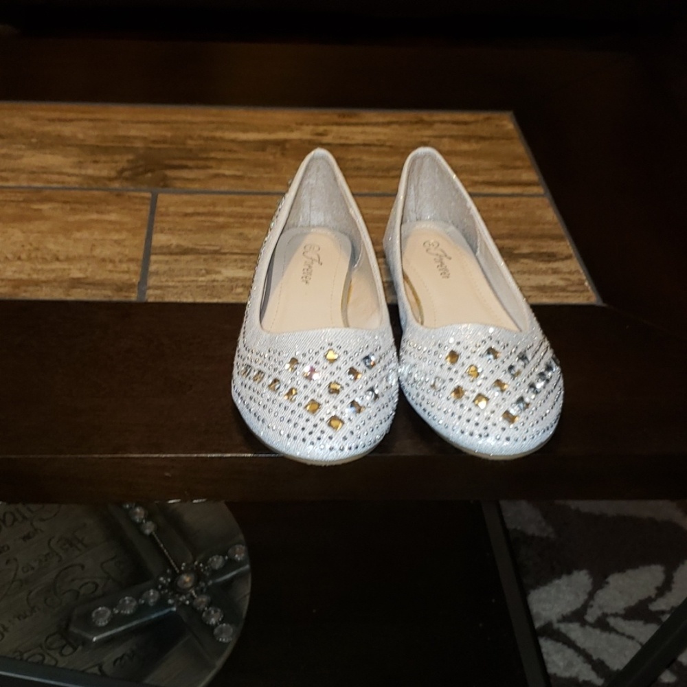 Women Shoes.